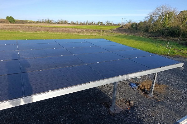 Instalación de cocheras solares en Irlanda