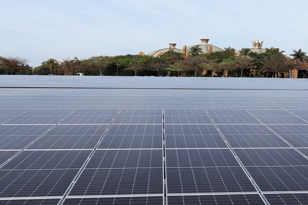 Sudáfrica instala 928 MW de nueva energía solar en el primer trimestre