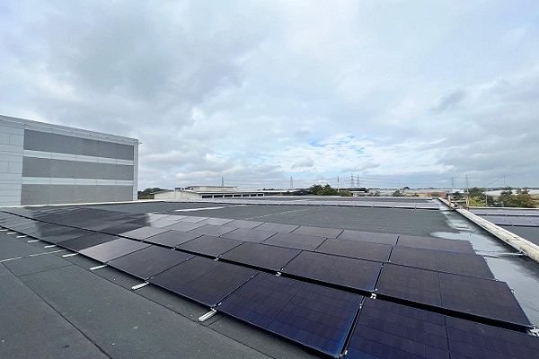 Sistema de lastre de techo plano de 200 KW en Europa